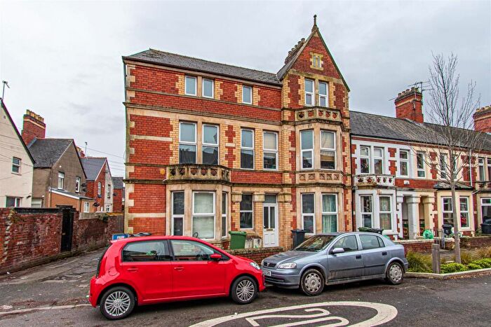 2 Bedroom Flat To Rent In Cymmer Street, Grangetown, Cardiff, CF11