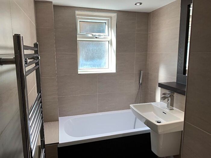 2 Bedroom Apartment To Rent In Tapton House Road, Sheffield, S10