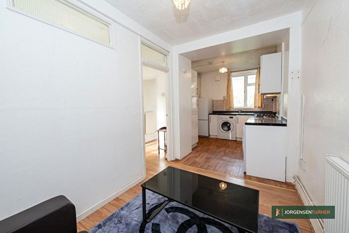 1 Bedroom Flat For Sale In Mortimer Crescent, North Maida Vale, NW6