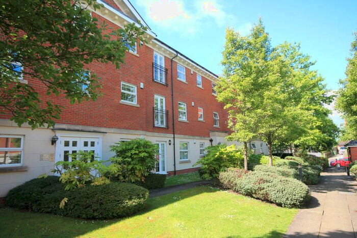 2 Bedroom Apartment To Rent In Jago Court, Newbury, RG14