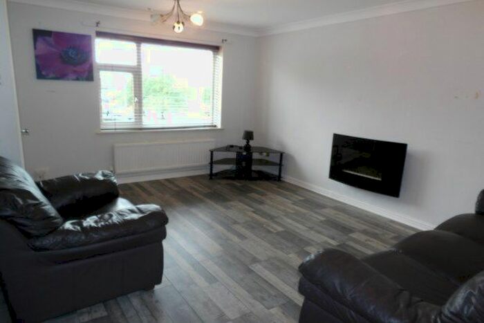 3 Bedroom Property To Rent In Wasdale Avenue, Blackburn, BB1