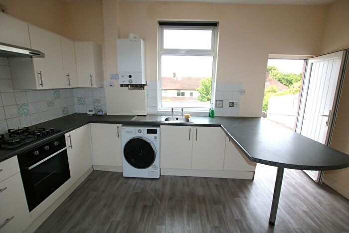 3 Bedroom Terraced House To Rent In Accrington Road, Blackburn, BB1