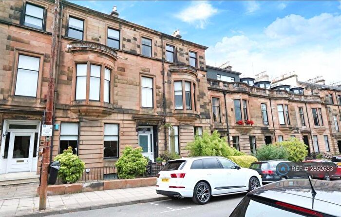 3 Bedroom Flat To Rent In Victoria Crescent Road, Glasgow, G12
