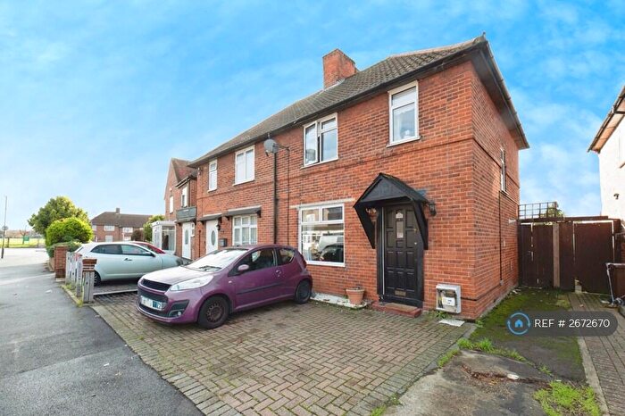 3 Bedroom End Of Terrace House To Rent In Flaxley Road, Morden, SM4