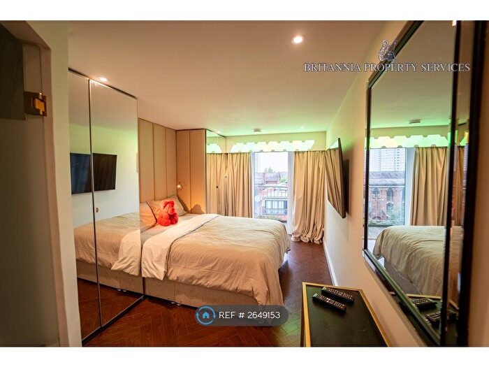 3 Bedroom Flat To Rent In The Mailbox, Birmingham, B1