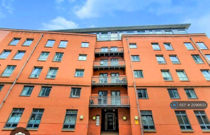 1 Bedroom Flat To Rent In Manchester, Manchester, M15