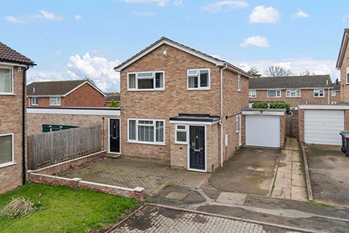 5 Bedroom Detached House For Sale In Bute Brae, Bletchley, Milton Keynes, MK3