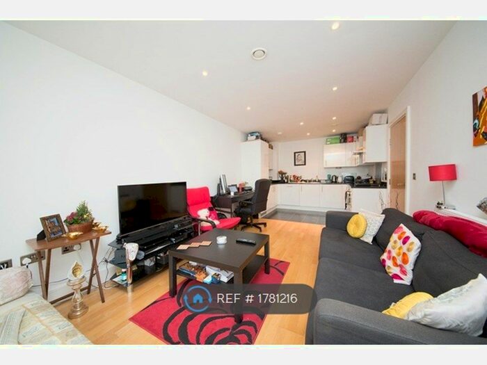 1 Bedroom Flat To Rent In Pinner Road, Harrow, Middx, HA1