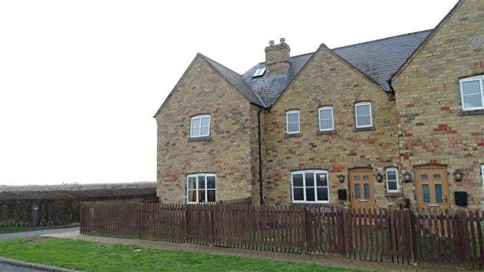 3 Bedroom Terraced House To Rent In Pigeons Cottages, PE6