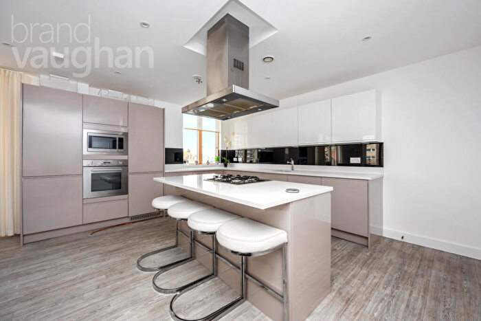 2 Bedroom Flat For Sale In Dorset Gardens, Brighton, East Sussex, BN2