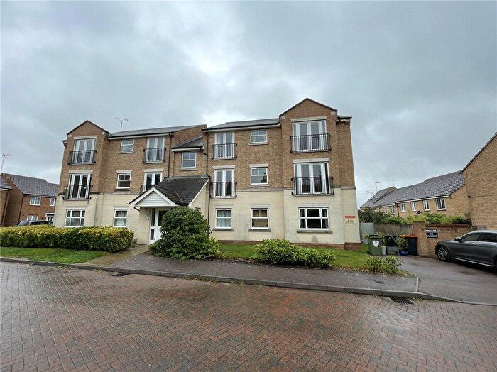 2 Bedroom Apartment For Sale In Dimmock Close, Leighton Buzzard, LU7