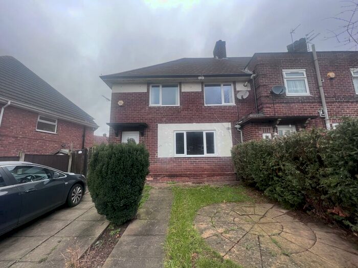 4 Bedroom House To Rent In Laughton Crescent, Hucknall, Nottingham, NG15