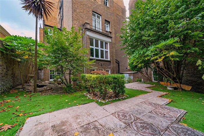 1 Bedroom Flat To Rent In Lexham Gardens, Kensington, W8