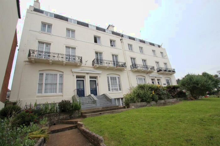 2 Bedroom Apartment To Rent In Lind Street, Ryde, Isle Of Wight, PO33