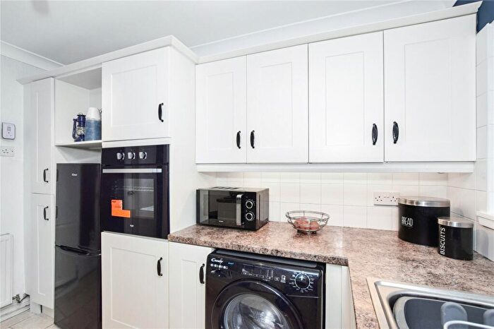 1 Bedroom Flat For Sale In Ava Street, Kirkcaldy, KY1