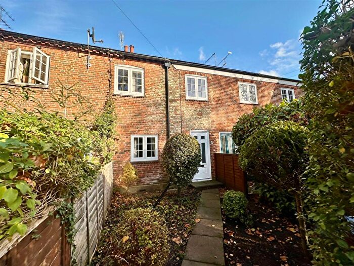 2 Bedroom Terraced House For Sale In The Hart, Farnham, GU9