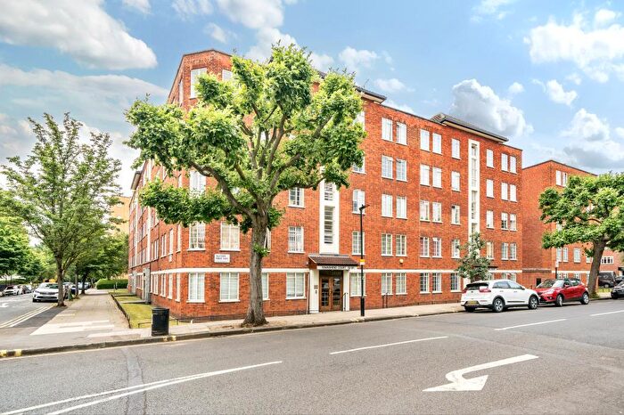 2 Bedroom Flat To Rent In Townshend Road, St. Johns Wood, NW8