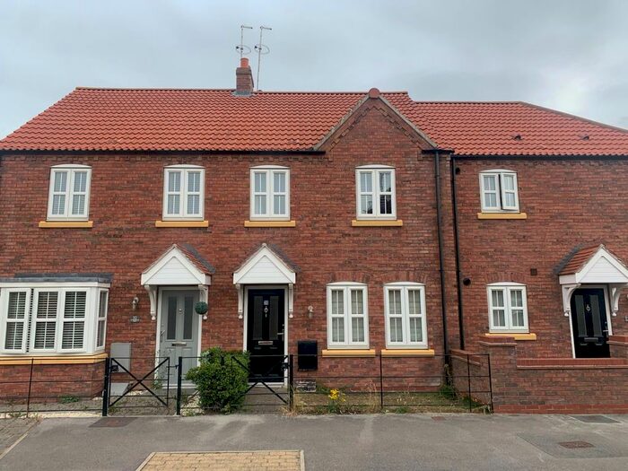 3 Bedroom Terraced House To Rent In Attringham Park, Kingswood, HU7