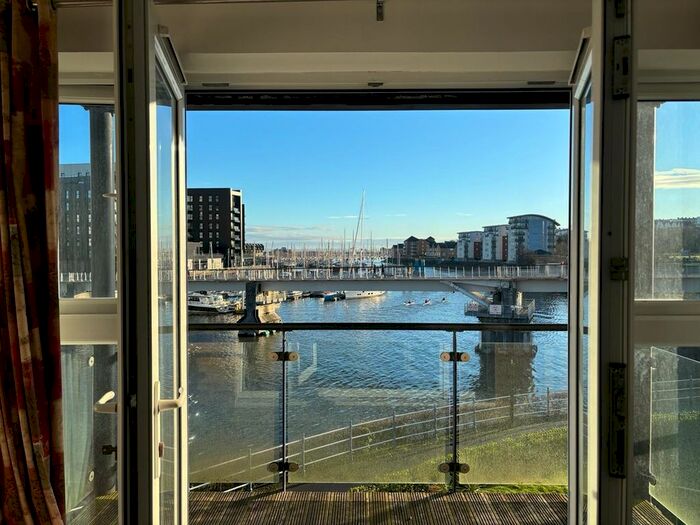 2 Bedroom Flat To Rent In River Walk, Penarth, CF64