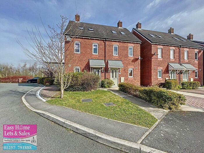 3 Bedroom Town House To Rent In Bamburgh Drive, Buckshaw Village, PR7