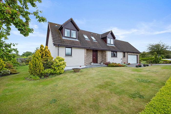 4 Bedroom Detached House For Sale In Rowan Drive, Culbokie, IV7