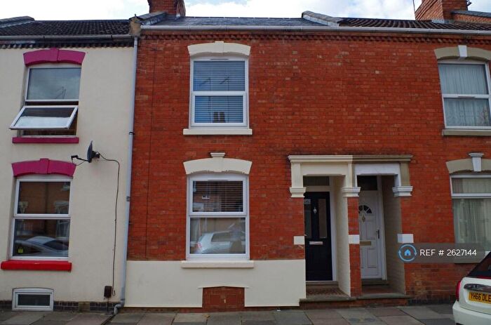 3 Bedroom Terraced House To Rent In Roe Road, Northampton, NN1