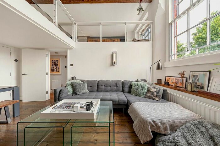 1 Bedroom Flat To Rent In Barrington Road, London, SW9