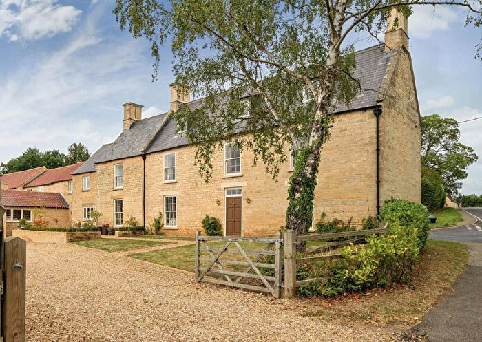 6 Bedroom Detached House For Sale In Home Farm, Bitchfield, NG33