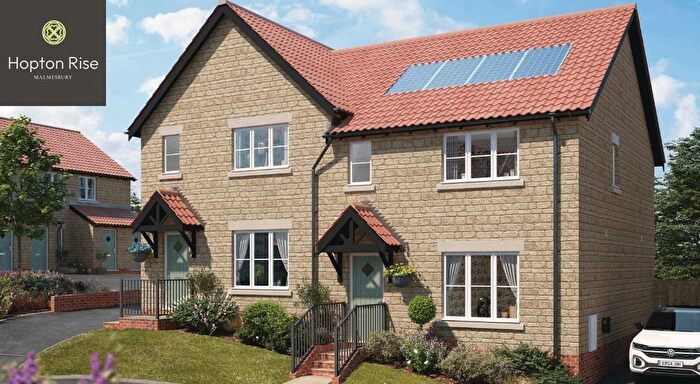 3 Bedroom Semi-detached House For Sale In Hopton Rise, Malmesbury, SN16