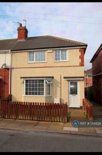 3 Bedroom End Of Terrace House To Rent In St Francis Avenue, Grimsby, DN31