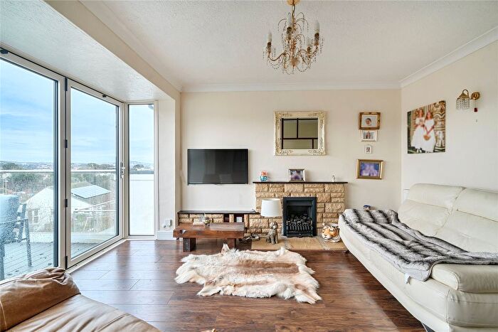 3 Bedroom Semi-Detached House For Sale In Primley Park, Paignton, Devon, TQ3