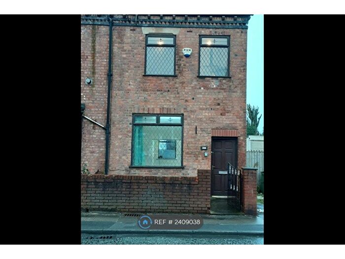 3 Bedroom End Of Terrace House To Rent In Woodhouse Lane, Wigan, WN6