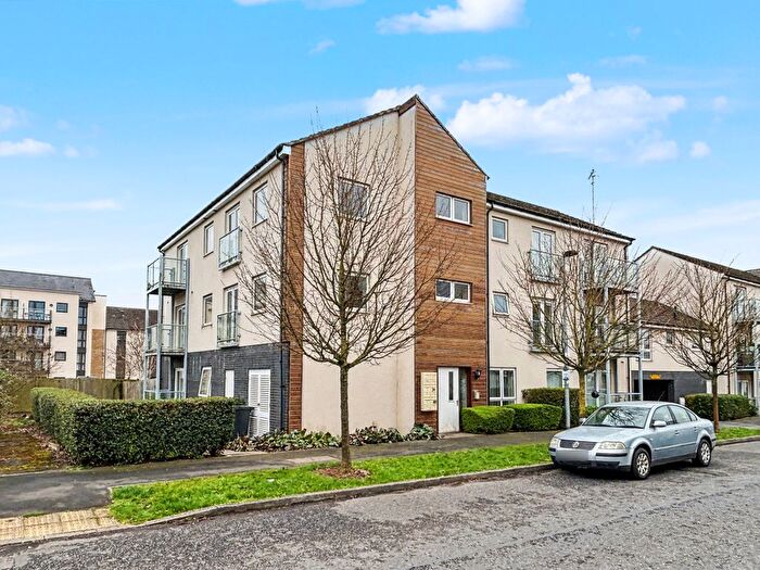 2 Bedroom Flat For Sale In Eighteen Acre Drive, Patchway, Bristol, Gloucestershire, As, Gb, BS34