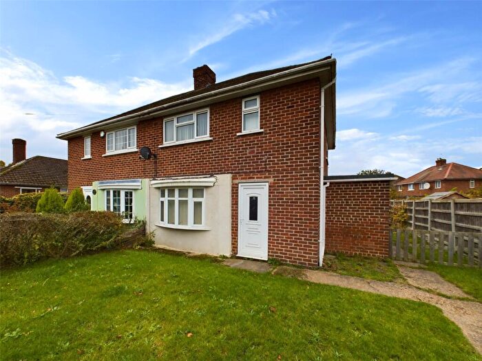 2 Bedroom Semi-Detached House To Rent In Knavesmire Gardens, Doncaster, South Yorkshire, DN4
