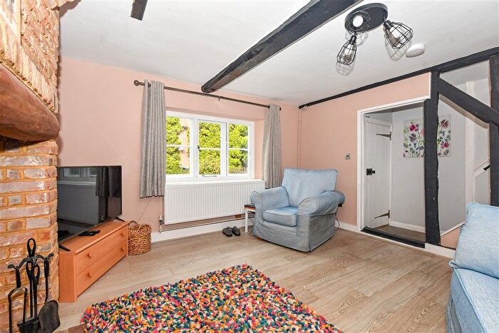 2 Bedroom End Of Terrace House For Sale In The Street, Mersham, Kent, TN25