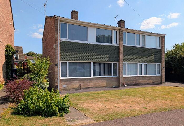3 Bedroom Semi Detached House For Sale In Pearwood Way, Tuffley, Gloucester, GL4
