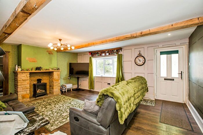 3 Bedroom Terraced House For Sale In Keighley Road, Halifax, HX2