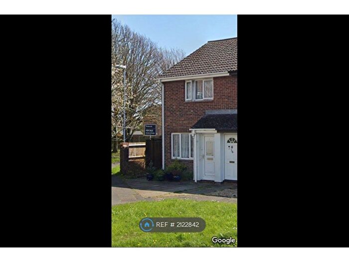 2 Bedroom End Of Terrace House To Rent In Elderberry Lane, Christchurch, BH23