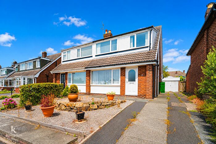 3 Bedroom Semi-Detached House For Sale In Beech Close, Clayton Le Dale, Blackburn, BB1