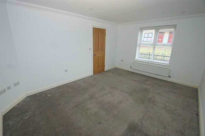 3 Bedroom Semi-Detached House To Rent In Freeman Gardens, Upper Accomodation Road, Leeds, LS9