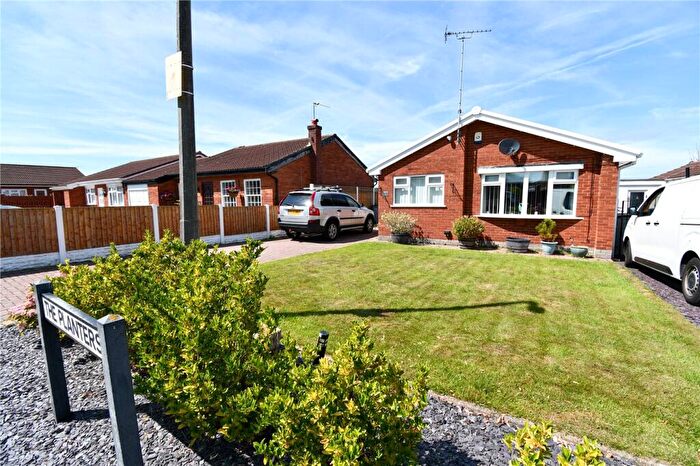 3 Bedroom Bungalow For Sale In The Planters, Greasby, Wirral, CH49