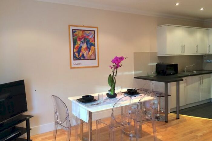 1 Bedroom Flat To Rent In Westbourne Terrace, London, W2