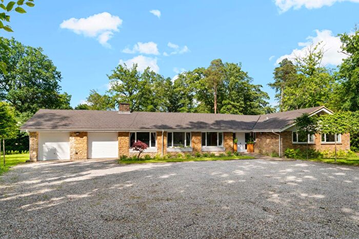 4 Bedroom Detached House To Rent In Shepley End, Ascot, SL5