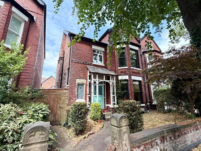 5 Bedroom Semi-Detached House For Sale In Maple Avenue, Chorlton, M21