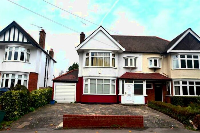 5 Bedroom Semi-Detached House To Rent In Overton Drive, Wanstead, E11