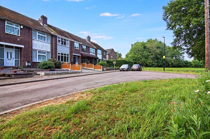 3 Bedroom Terraced House For Sale In Honeybourne Close, Coventry, CV5