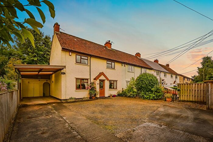 3 Bedroom Semi-Detached House For Sale In Highfield Crescent, Chilcompton, Radstock, BA3