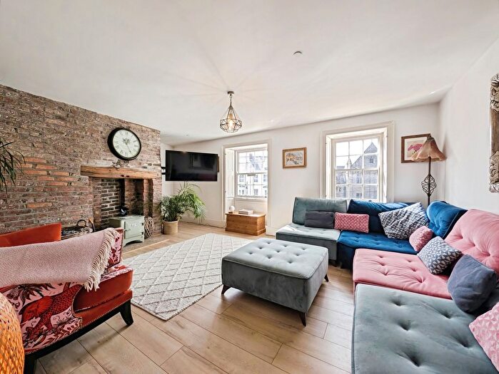 2 Bedroom Flat For Sale In Front Street, Tynemouth, North Shields, Tyne And Wear, NE30