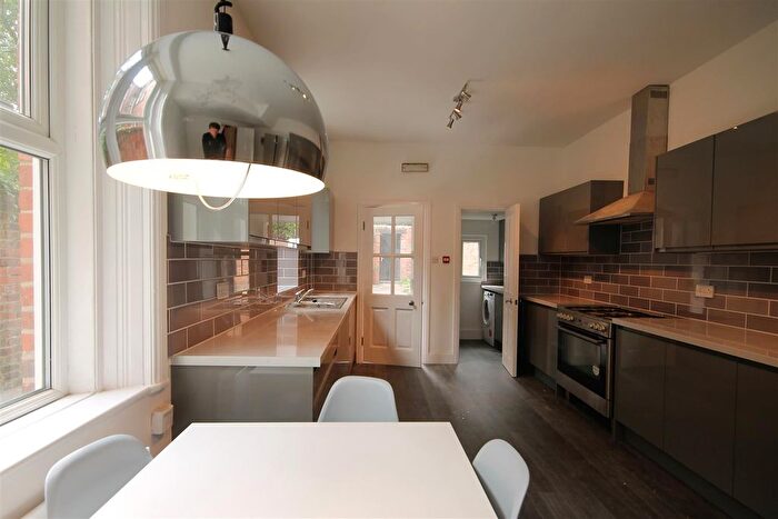 8 Bedroom Terraced House To Rent In St George's Terrace, Jesmond, NE2