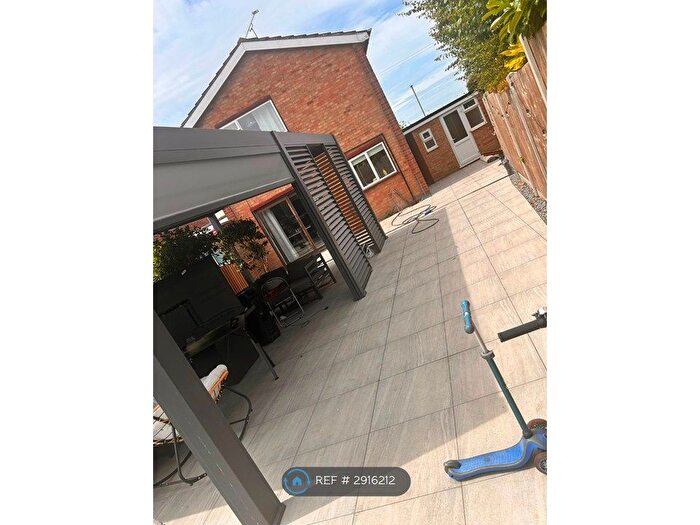 3 Bedroom Detached House To Rent In Sidmouth Road, Chelmsford, CM1